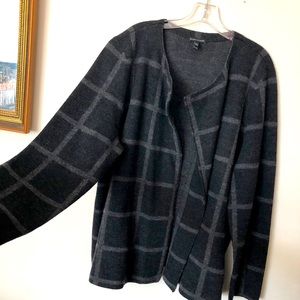 Eileen Fisher 100% Italian merino wool blazer sweater!
